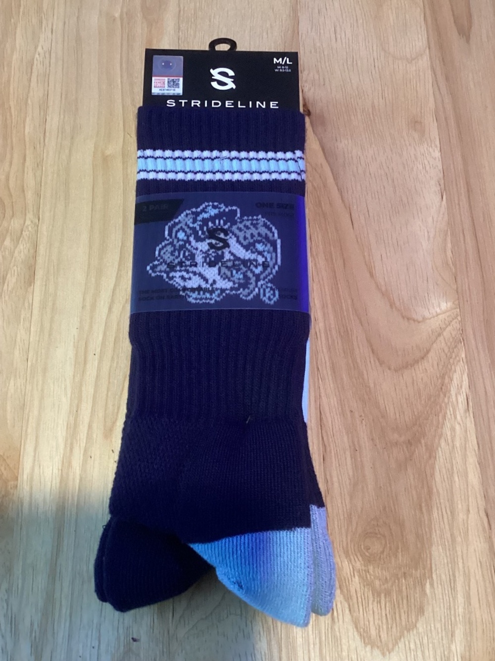NEW Unisex STRIDELINE “The University of North Carolina at Chapel Hill” Socks